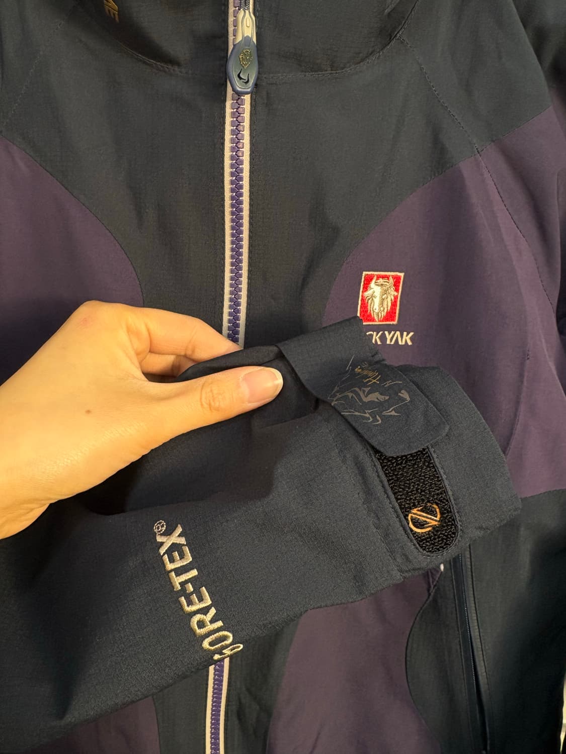 블랙야크 고어텍스 90 상태 최상 상품이미지3