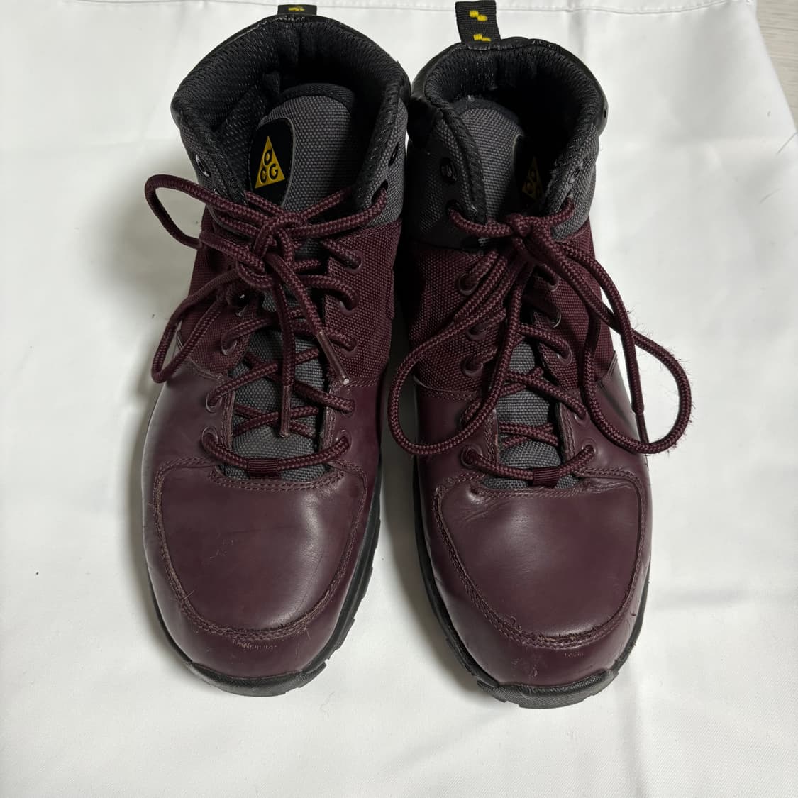 Nike ACG 트레킹화 버건디 상품이미지4