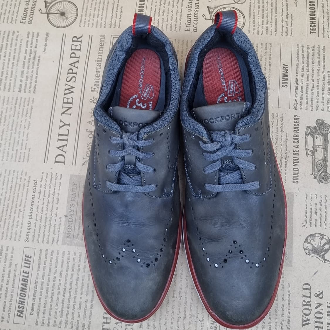 락포트 드레스포츠2 남성스니커즈250 상품이미지2