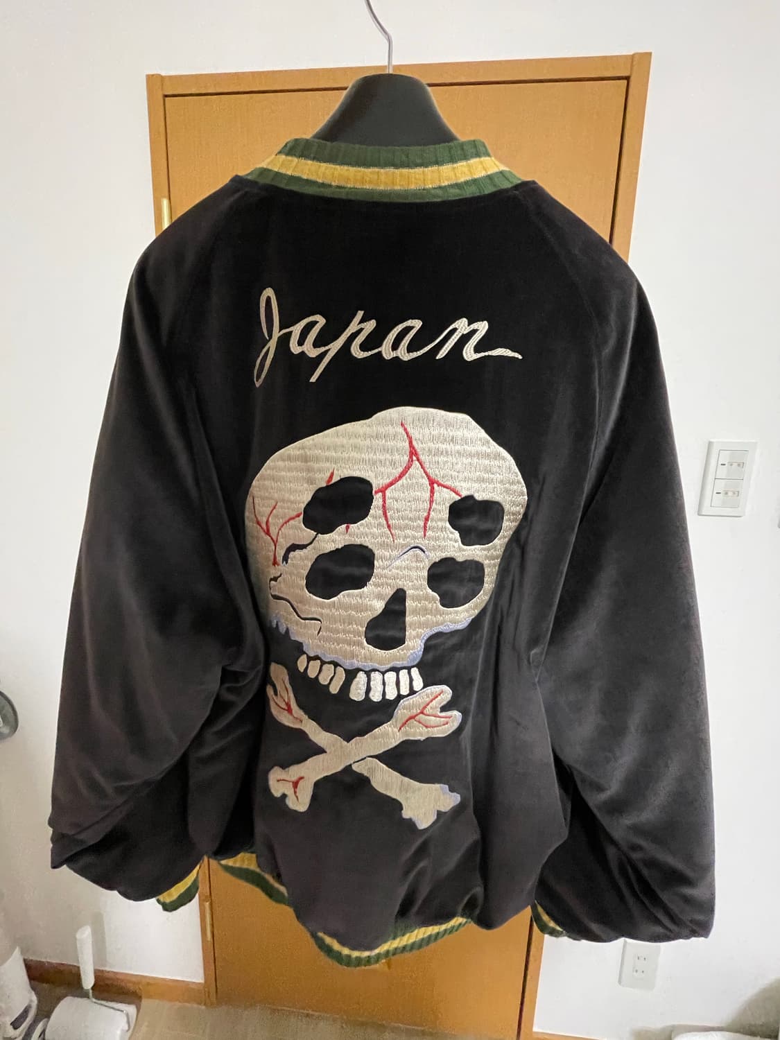 (2) 캐피탈 수베니어 레인스컬 자켓 상품이미지5