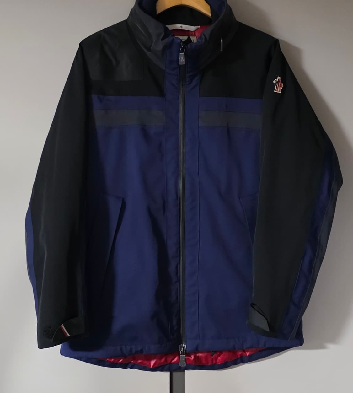 [정품] 몽클레어 그르노블 스키웨어.
싸이즈 95~100. 남자 상품이미지1