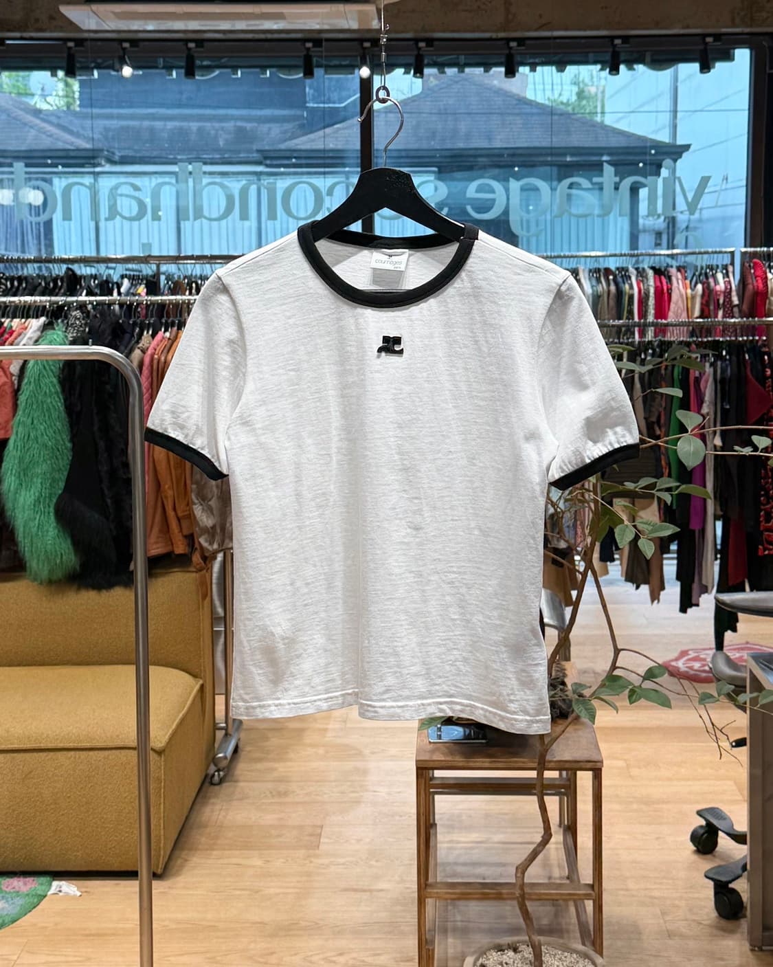 쿠레쥬 시그니처 콘트라스트 링거 하프티  상품이미지1