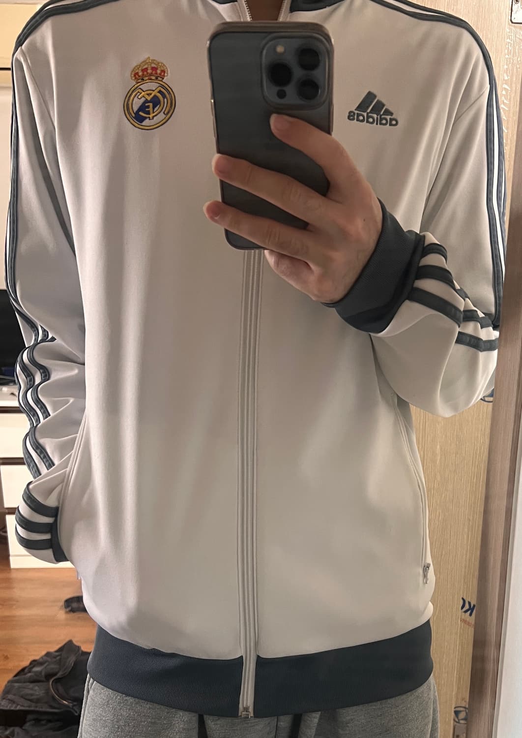 아디다스 레알마드리드 힌회져지 트랙탑 상품이미지3
