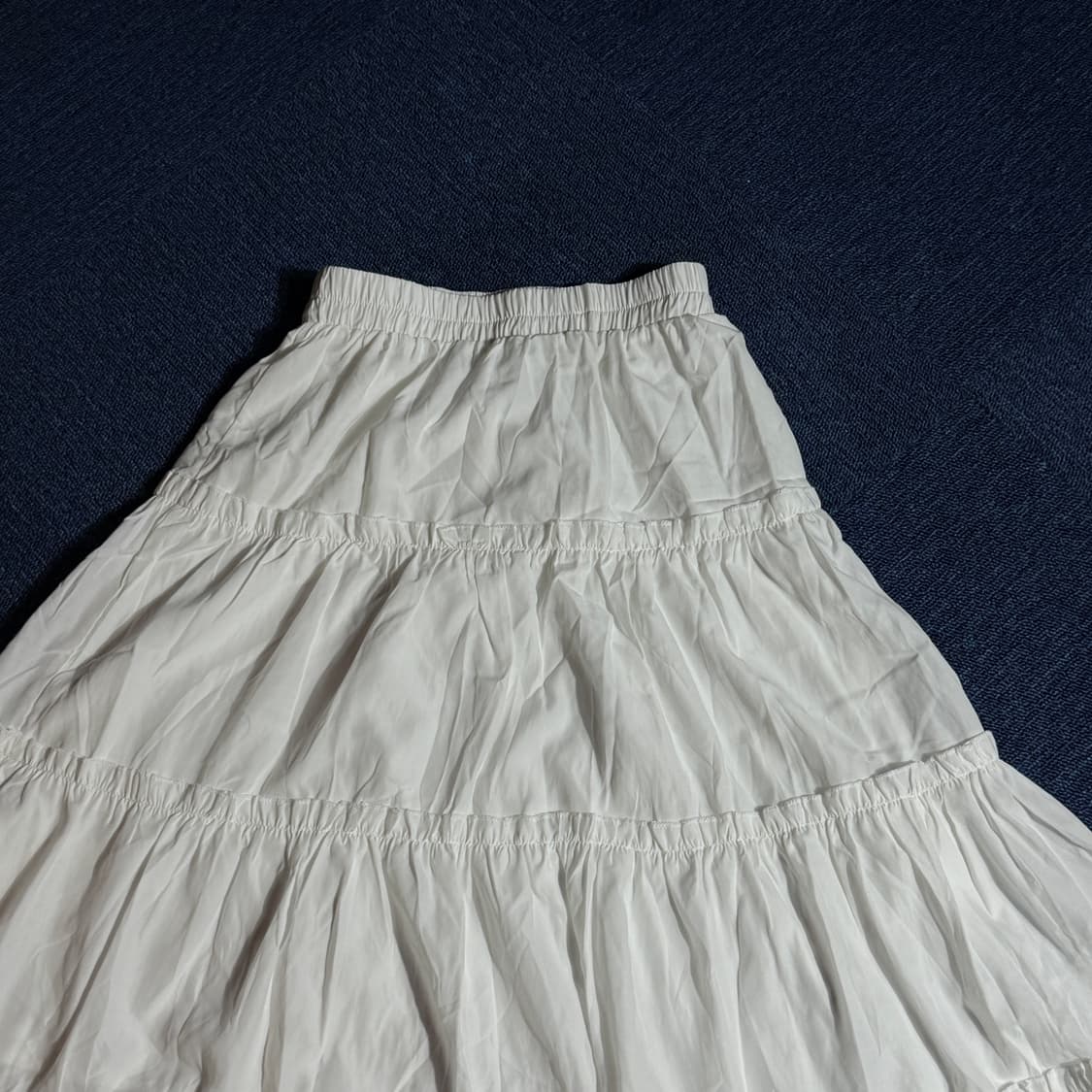 모리걸 화이트 프릴 롱스커트 상품이미지2