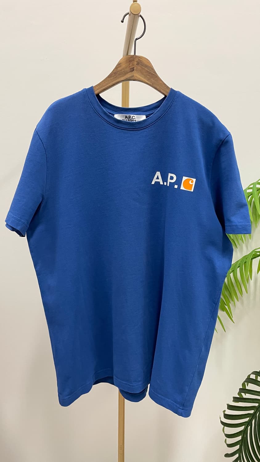 A.P.C x 칼하트 반팔티 상품이미지1