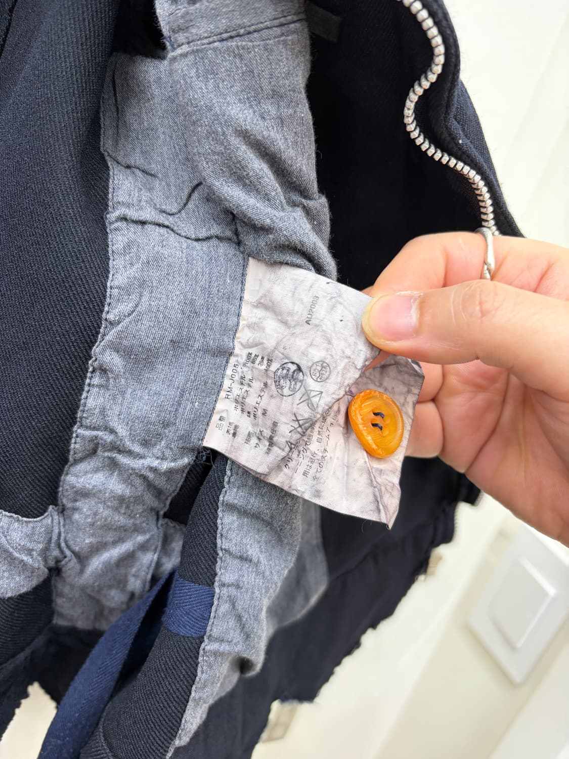 꼼데 가르송 비대칭 링클 자켓 상품이미지10