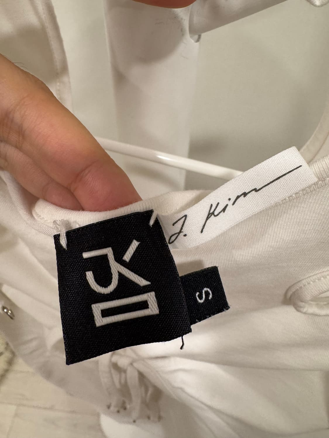 Jkim 화이트 메탈릭 링 티셔츠 상품이미지4