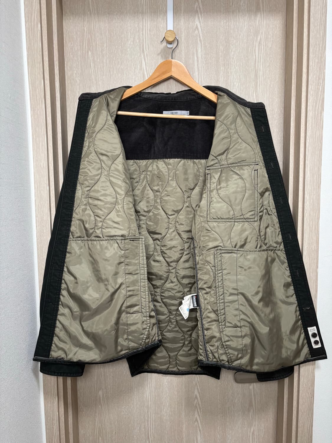 민트급)시리즈 퀼팅 아우터형 셔츠자켓110/차콜 상품이미지4