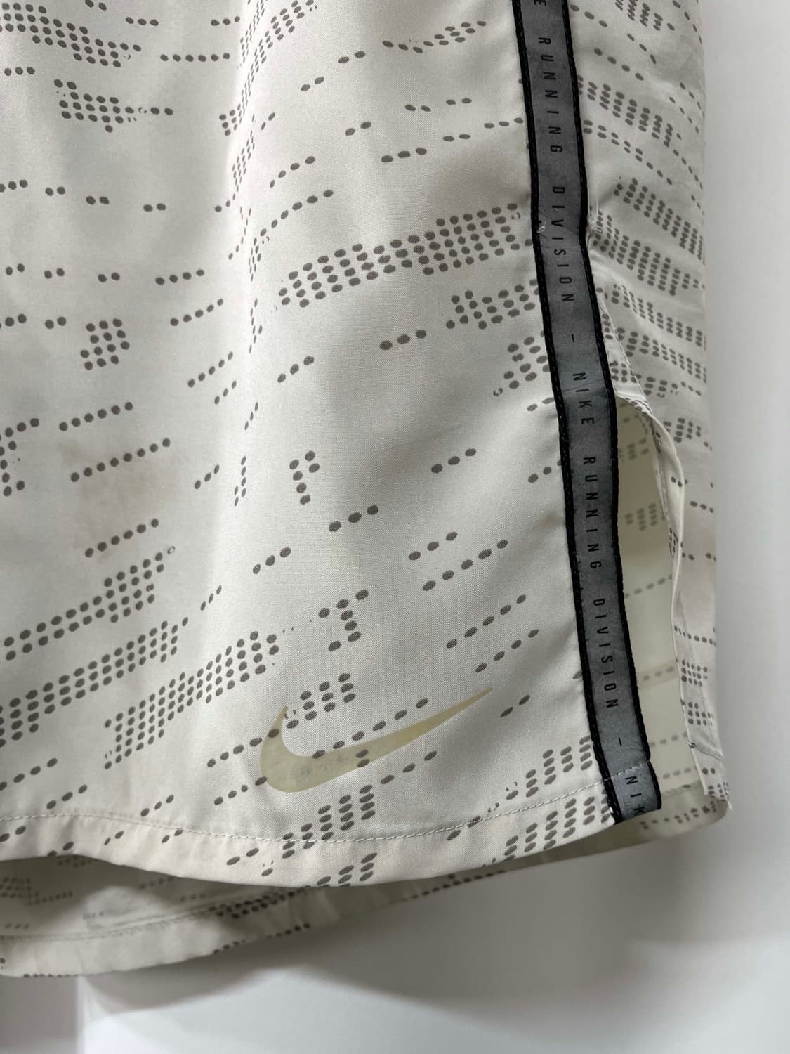 나이키 드라이핏 런디비전 스트라이드 브리프 라인드 러닝쇼츠 L 상품이미지7