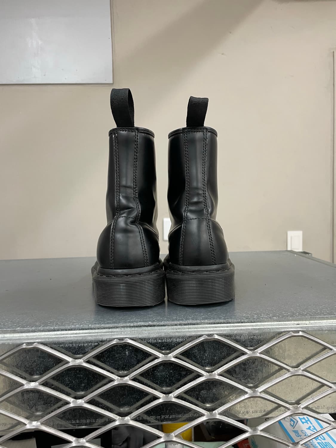 닥터마틴 1460 모노 블랙 UK5 상품이미지3