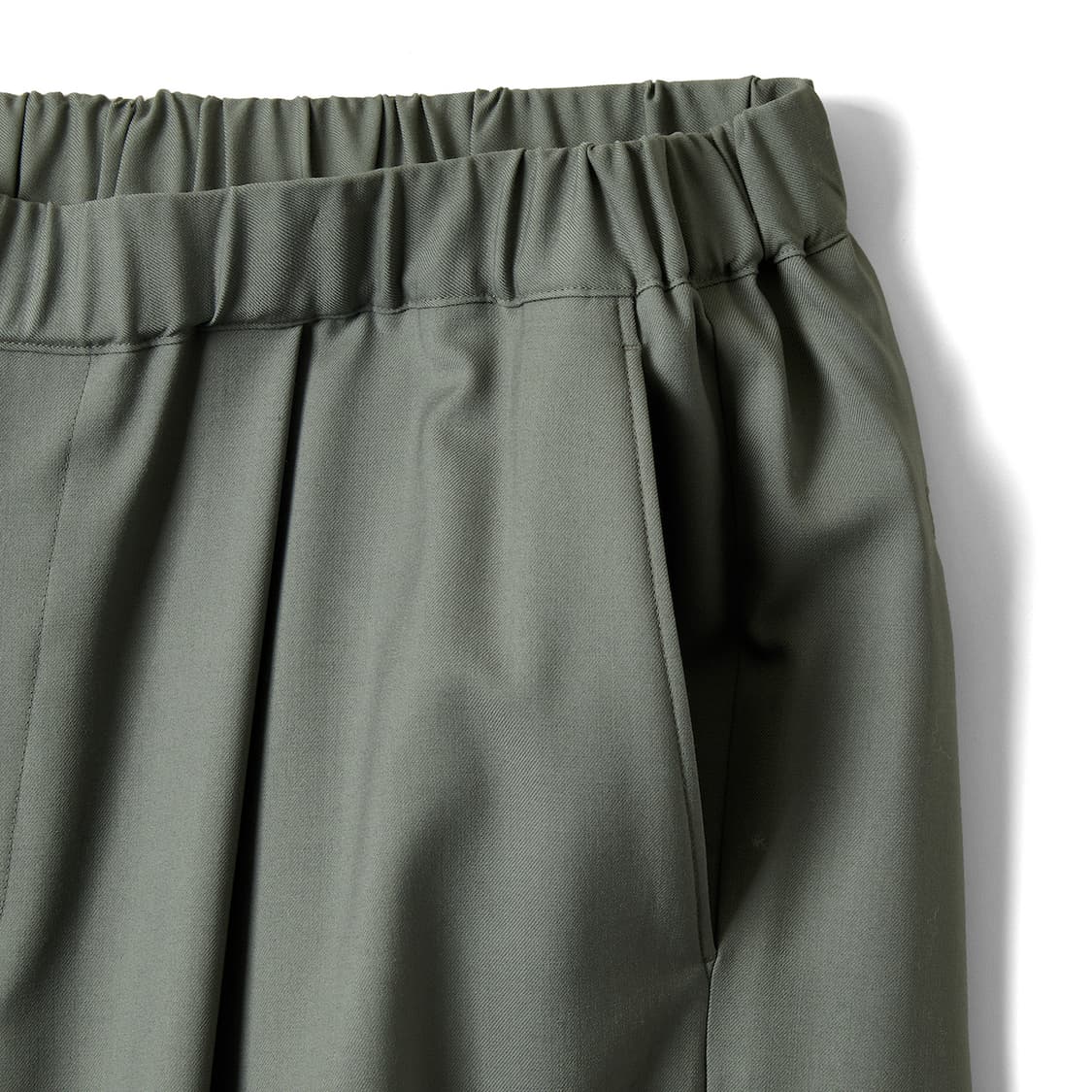 [F] 그라프페이퍼 울써지 와이드 쉐프 트랙팬츠 아가베그린 상품이미지3