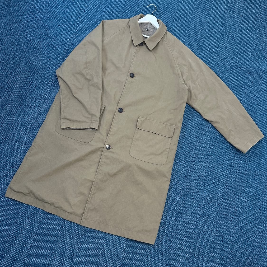 [110] 헤지스 양면 코트 상품이미지2