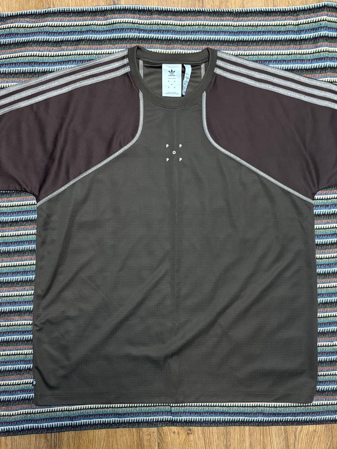 팝트레이딩컴퍼니 X 아디다스 메쉬티 (XL) 상품이미지1