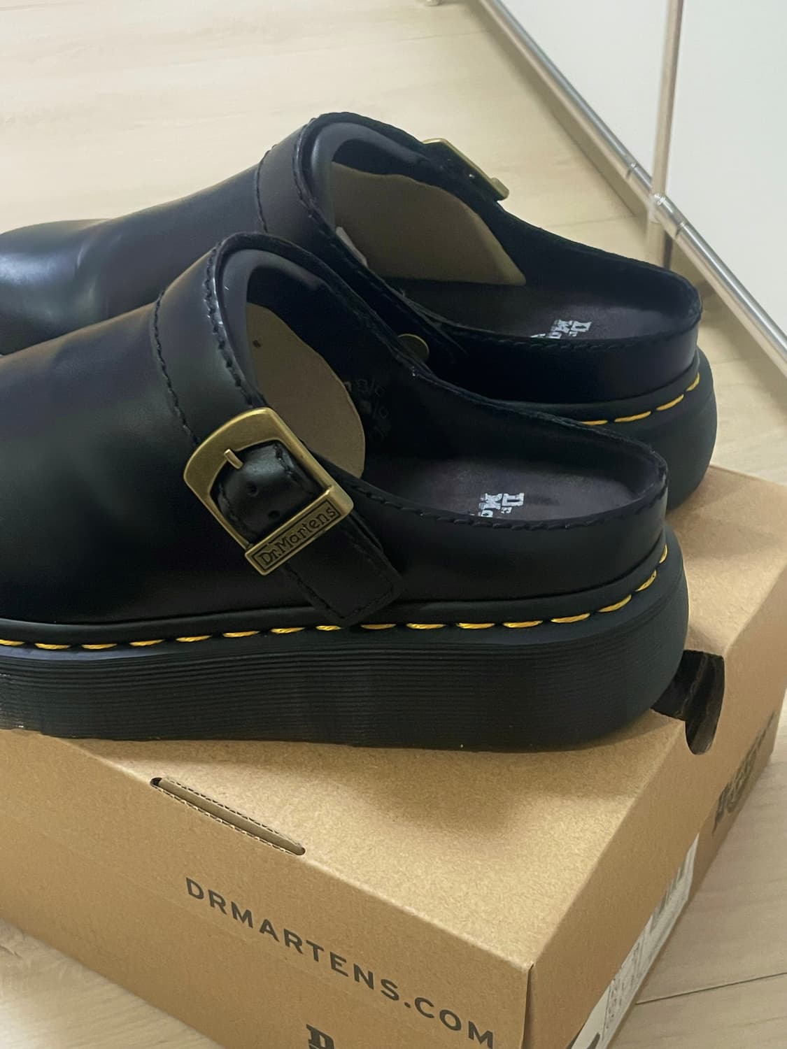 닥터마틴 라케텐 뮬 블랙 상품이미지4