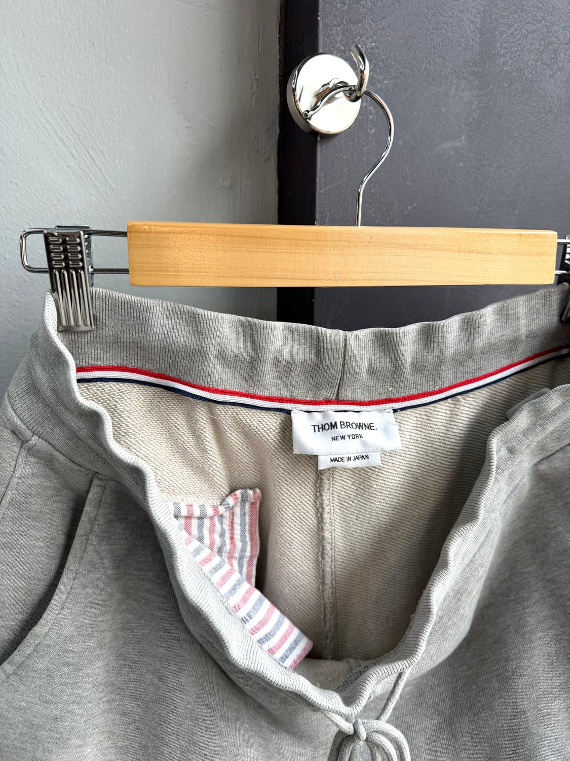 3/ 톰브라운 4-BAR 코튼 스웻 반팬츠 상품이미지8