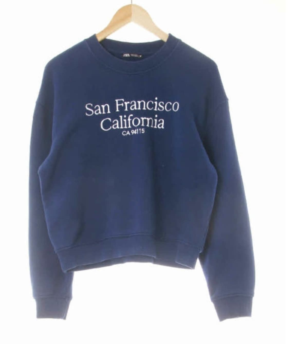 자라 네이비 자수 레터링 맨투맨 상품이미지1