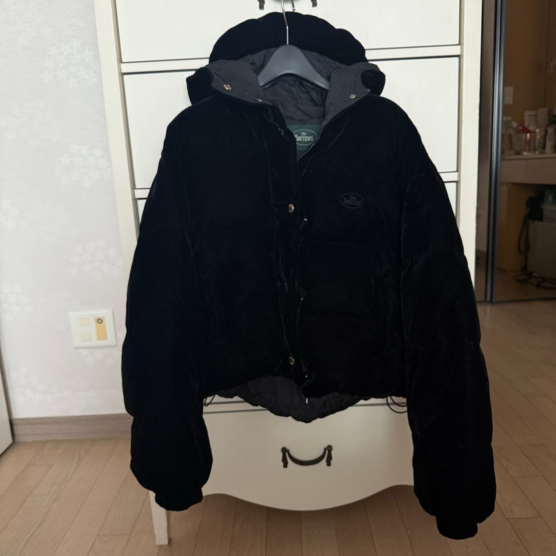 더바넷 벨벳패딩 상품이미지1