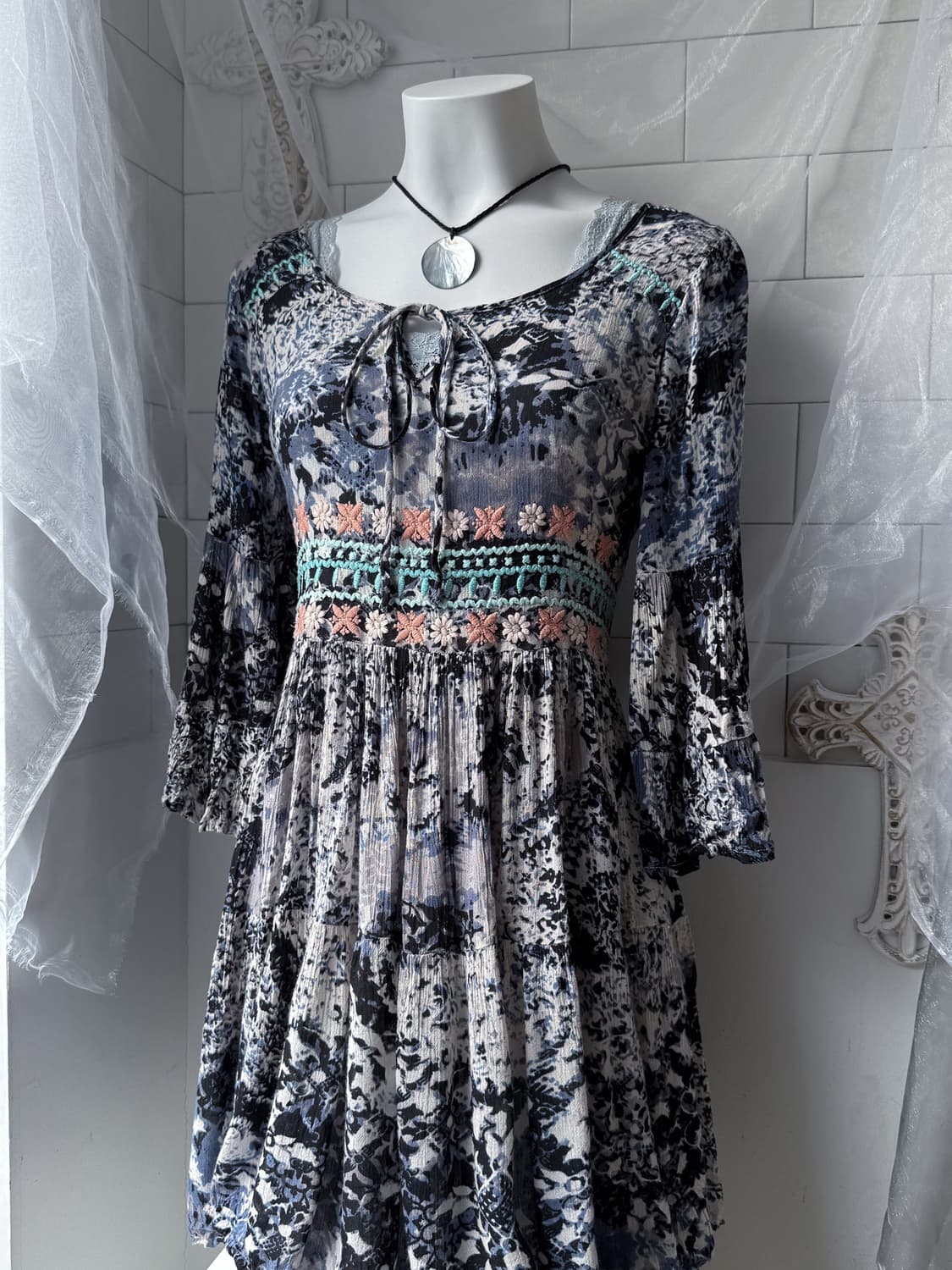 Floral Embroidered Tie-Dye Dress 0409 상품이미지1