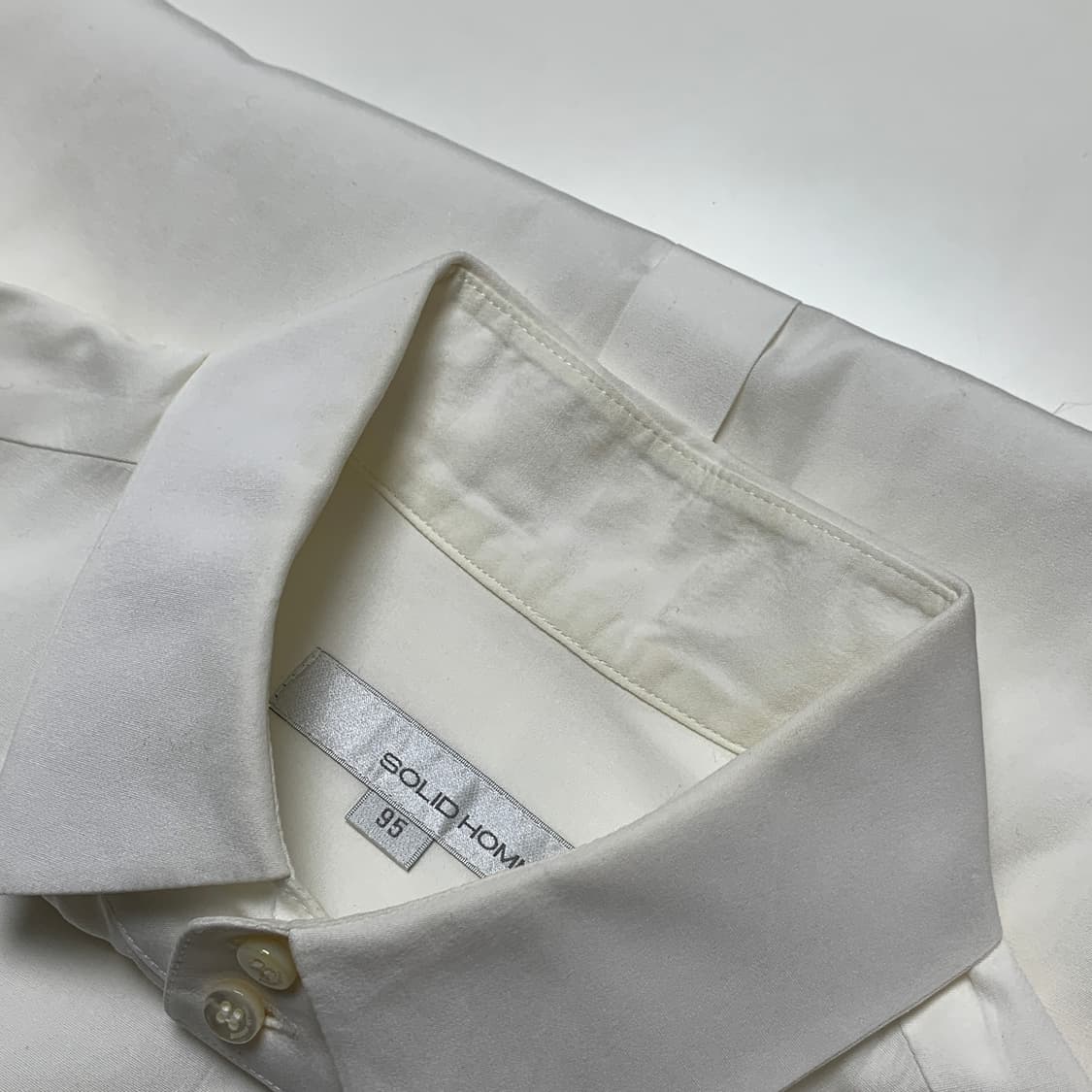 우영미 솔리드옴므 화이트 셔츠 (90남자 or 여자) 상품이미지7