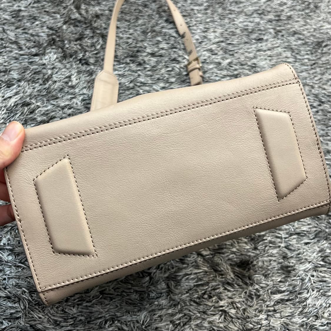 BE_GE 비이지이 여성 소가죽 숄더백 상품이미지4