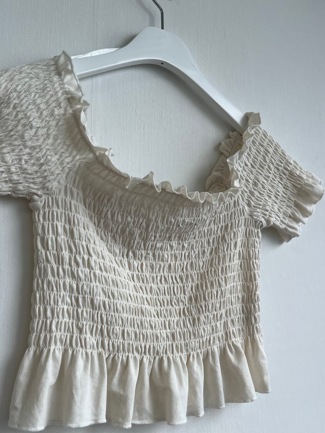 Vintage Ivory Smocked Blouse 상품이미지2