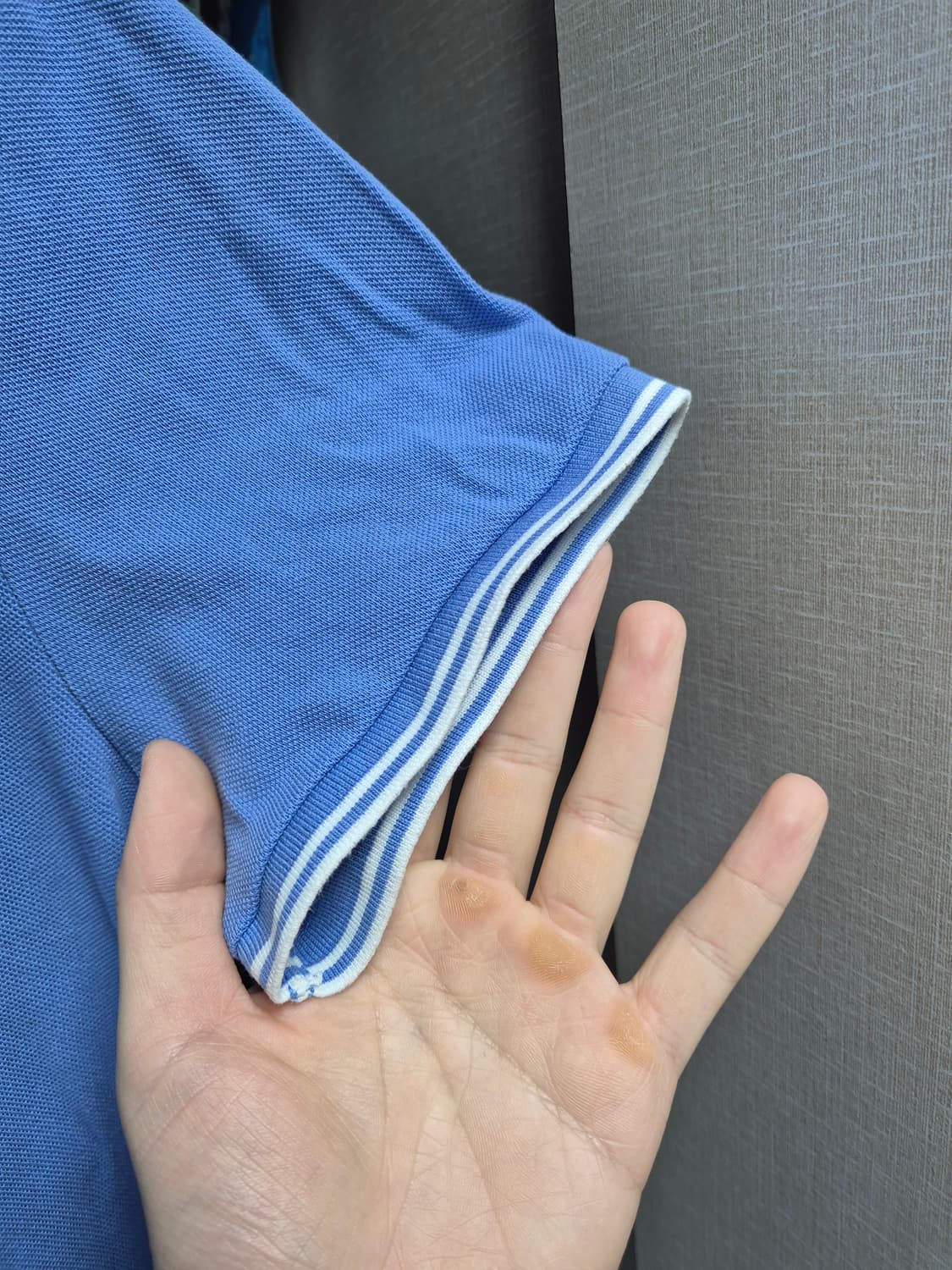 정품 몽클레어 카라 반팔티 105-XL 상품이미지6