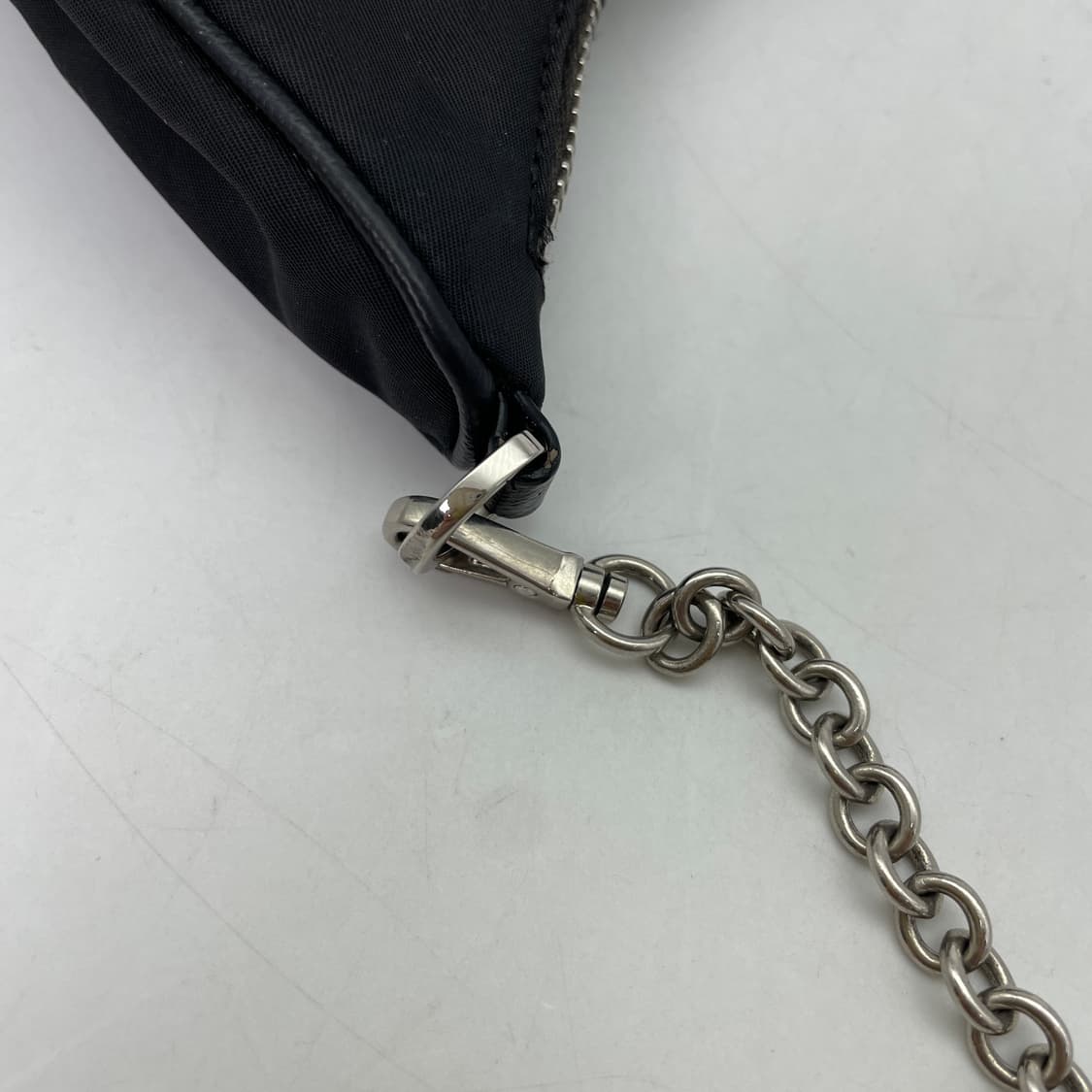 프라다 리에디션 2005 테수토 체인 숄더백 상품이미지8