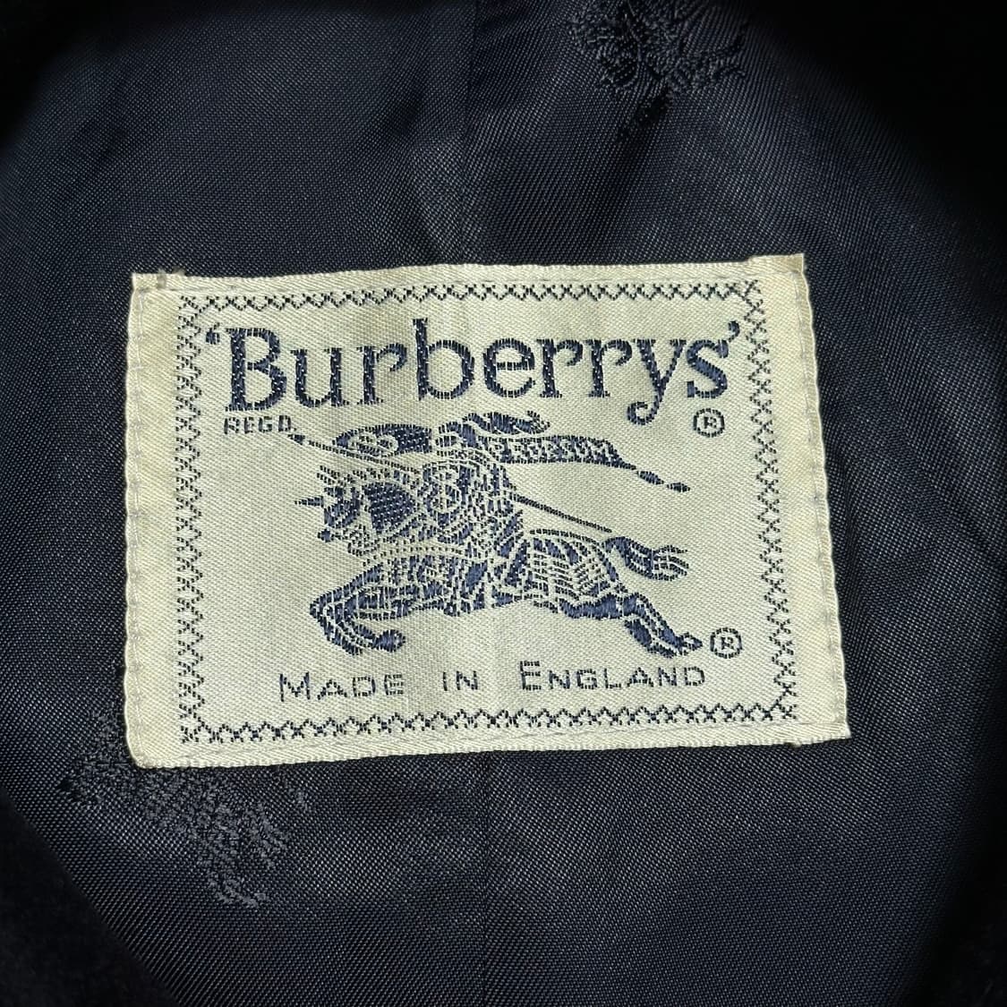 버버리 캐시미어 블랙 코트 상품이미지4