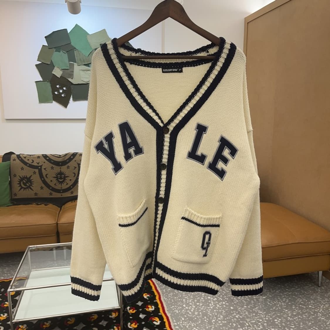 OIOI 오아이오아이 예일 가오리 아크릴 가디건 F C07343 상품이미지3