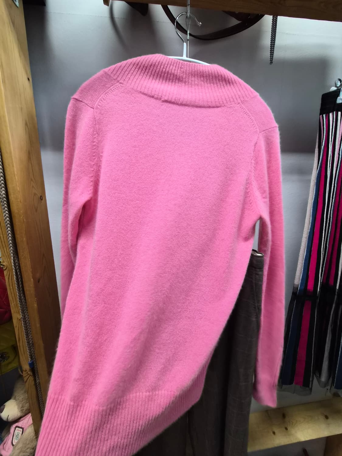 수입 캐시미어100% 니트. 막스마라 체크팬츠 상품이미지4