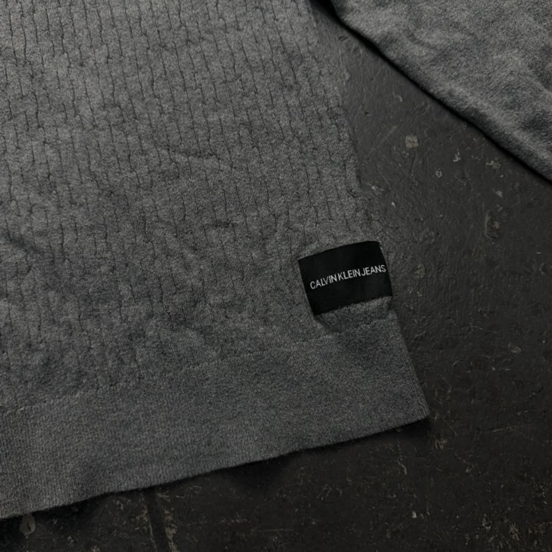 100 캘빈클라인 니트  상품이미지2