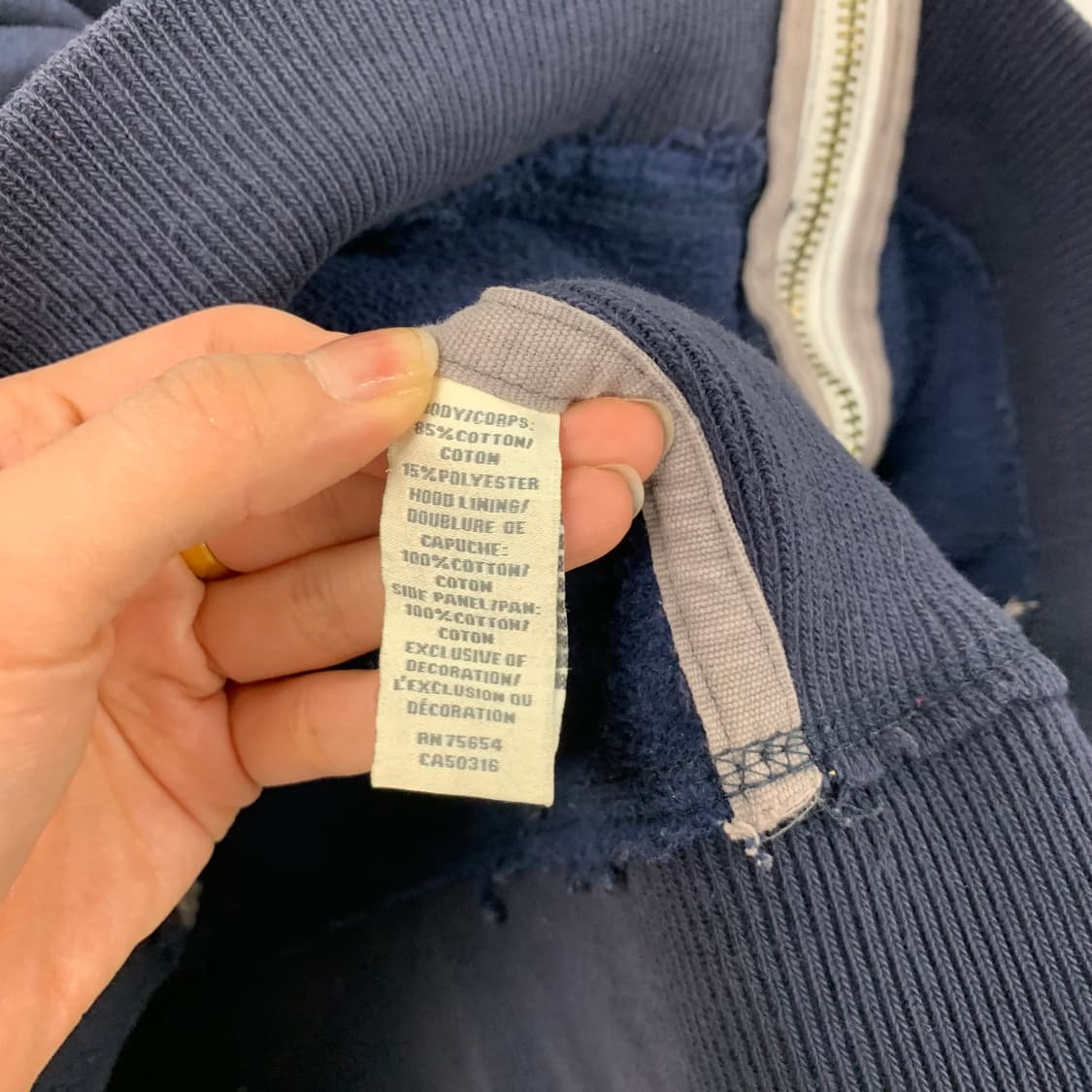 아베크롬비 y2k 와투케 네이비 후드집업 상품이미지5