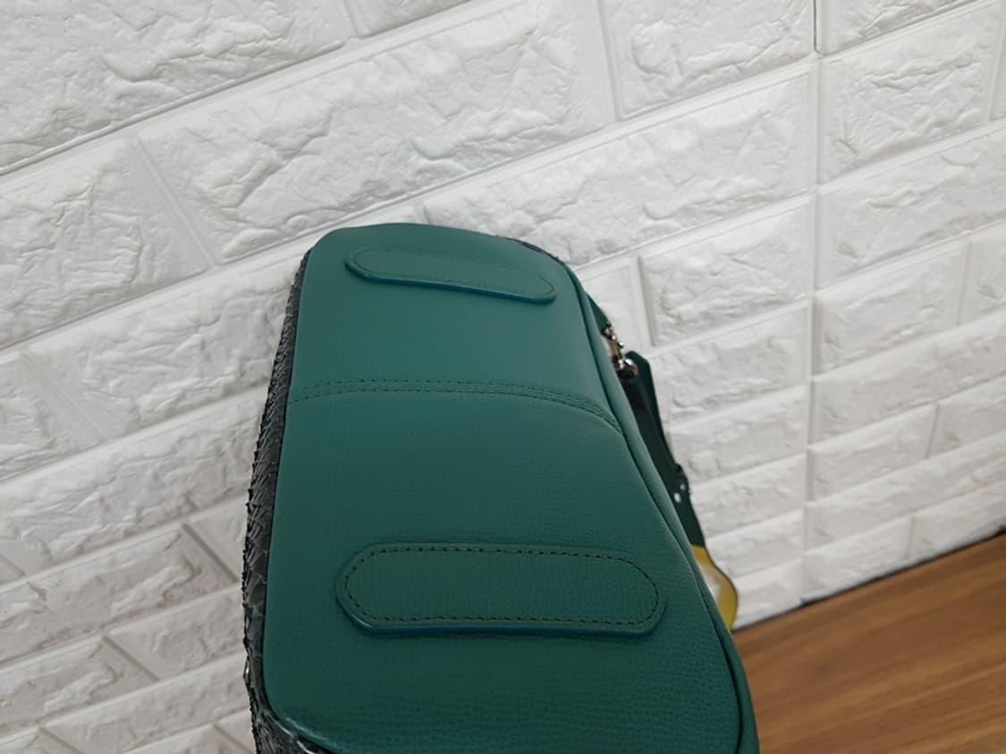 잘모이 백팩 (미사용 리얼뱀피) 상품이미지4