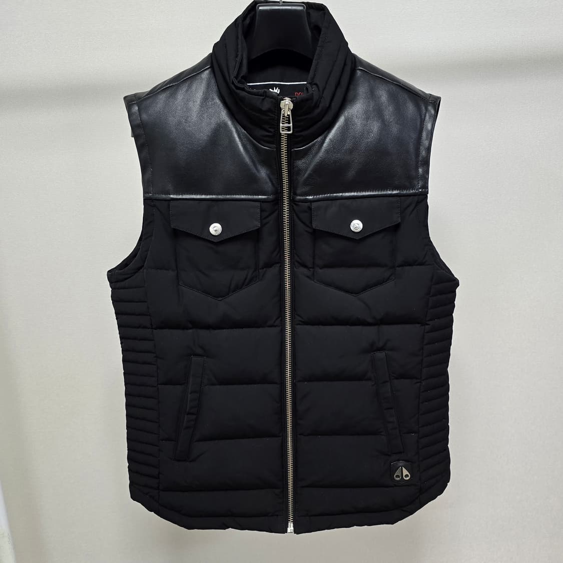 무스너클 레더 패딩 조끼 s사이즈 90 판매 상품이미지1