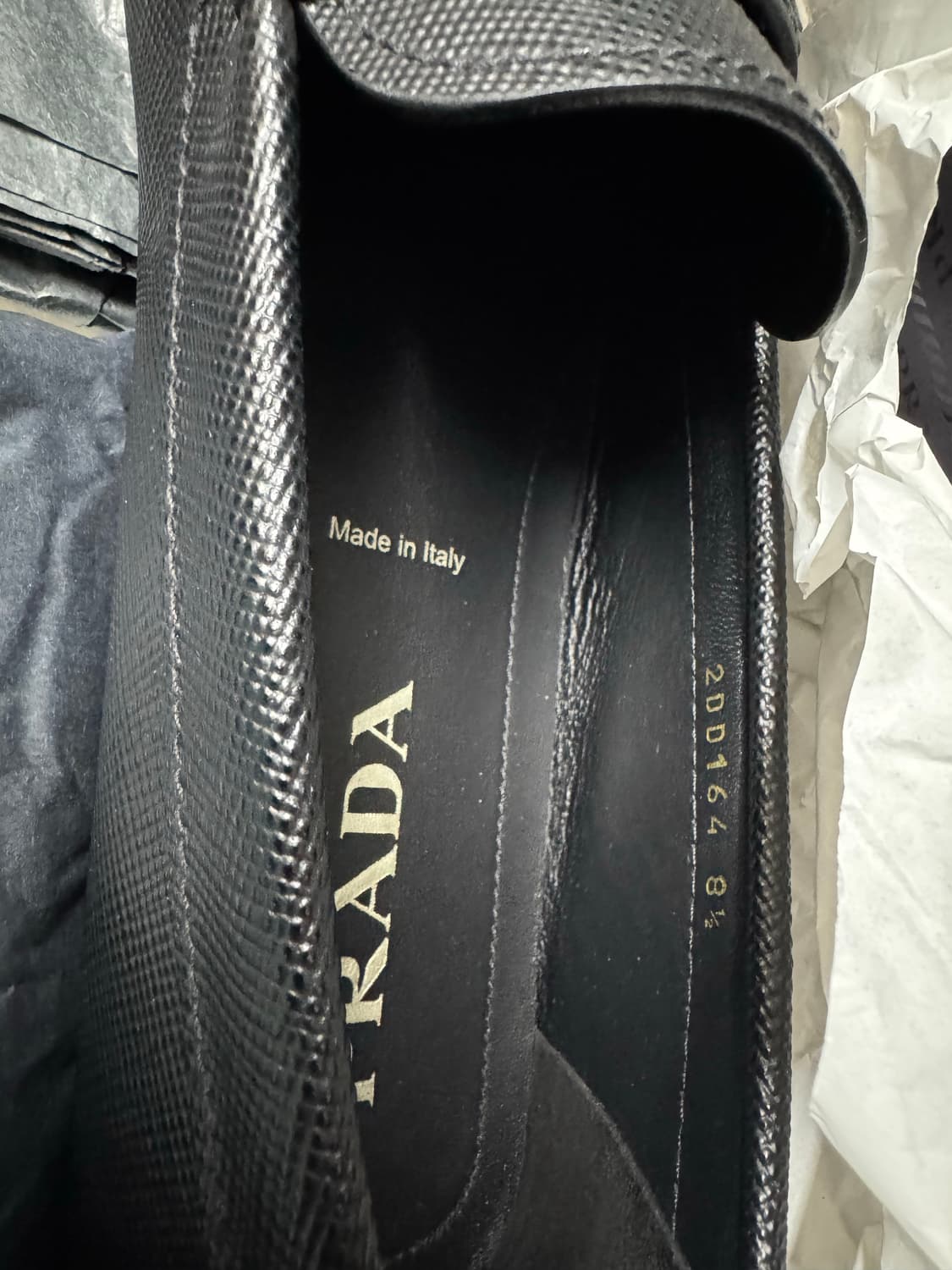 프라다 삼각로고 로퍼 판매합니다 (270~275) 상품이미지5