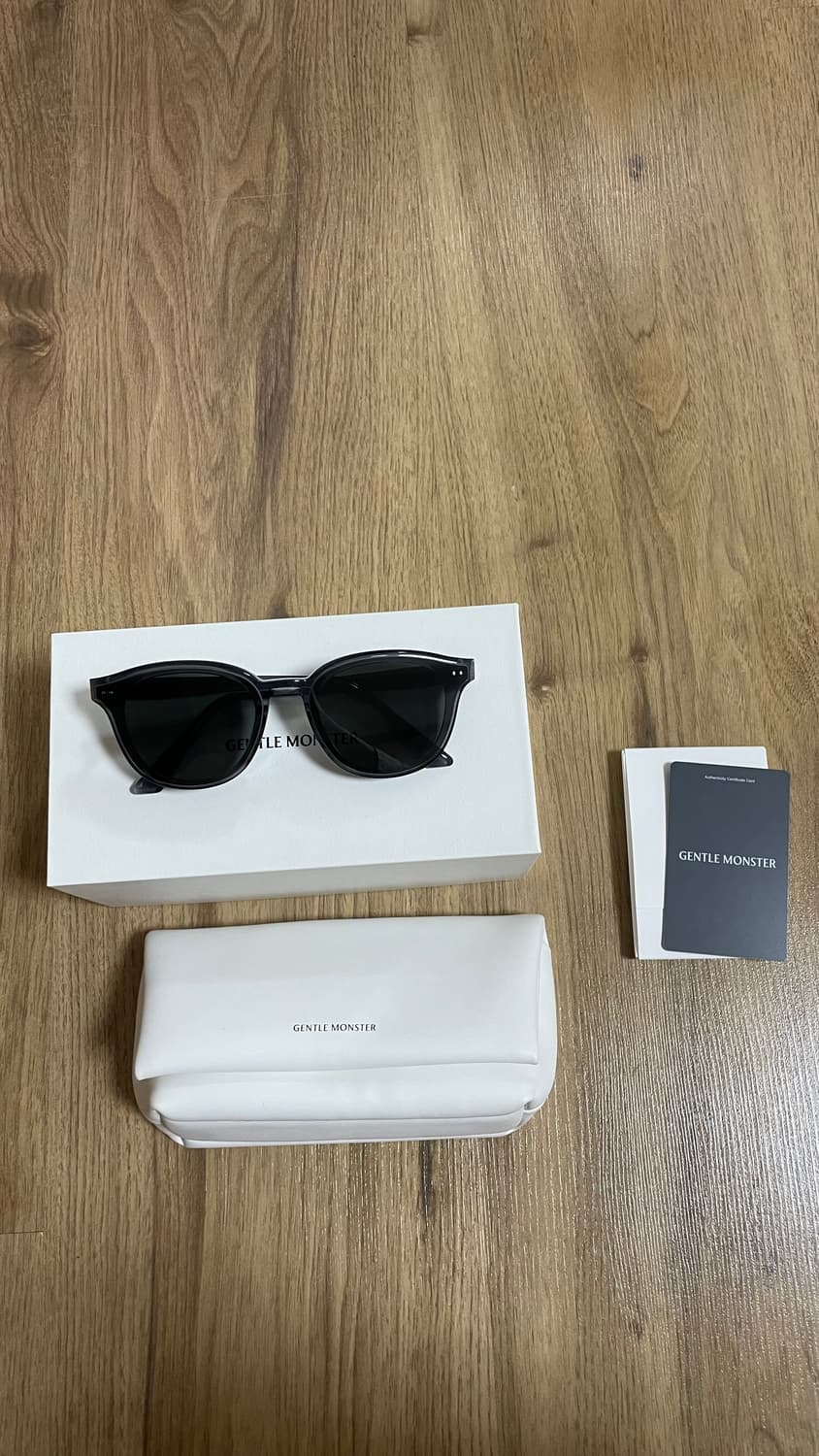 젠틀몬스터 제이드 그레이 상품이미지1