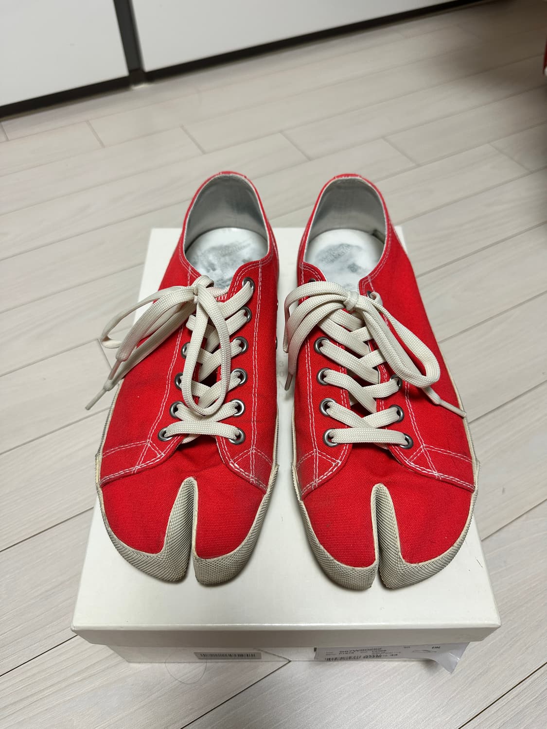 마르지엘라 타비 스니커즈 레드 43 상품이미지1