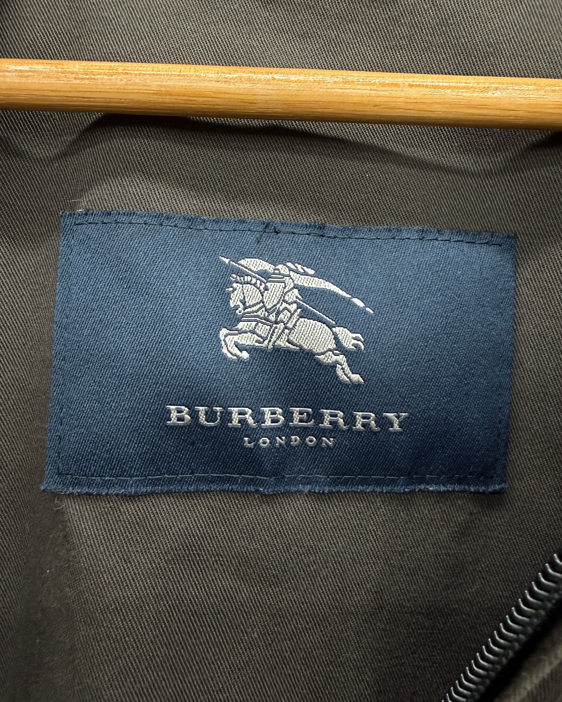 Burberry 00s 코튼쉘 블루종 자켓 상품이미지4