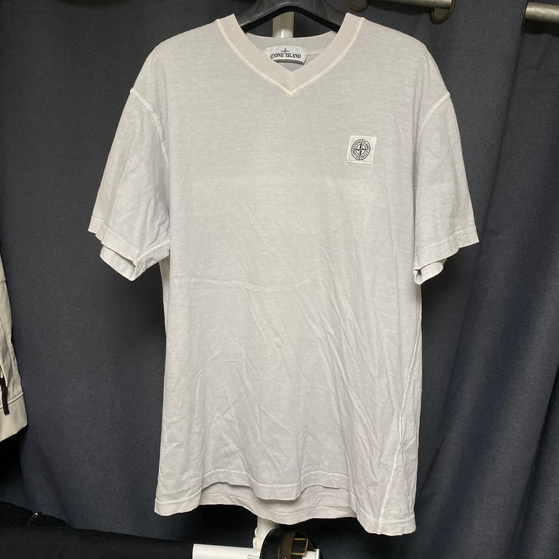 스톤 아일랜드 브이넥 반팔 L 상품이미지1