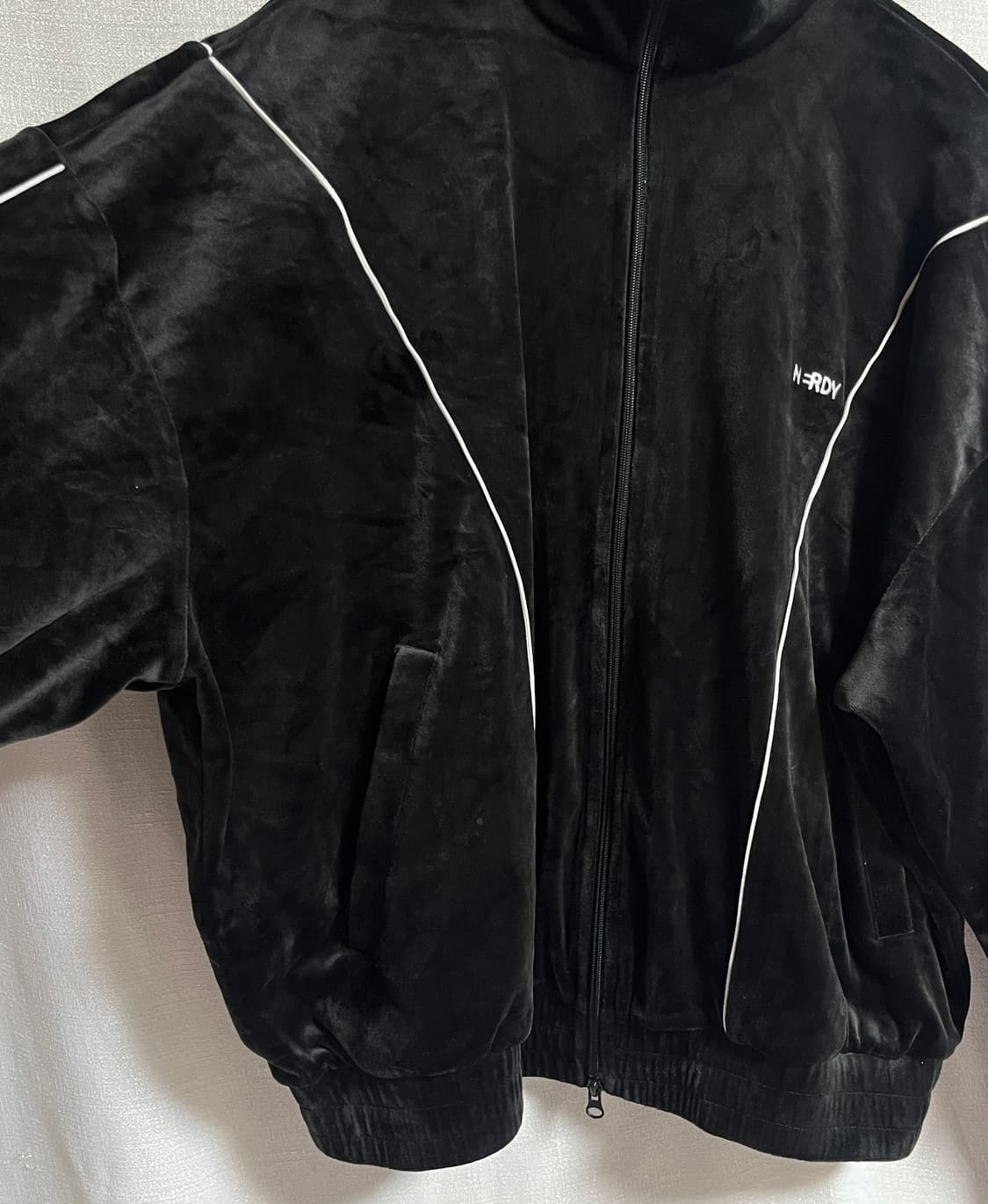 널디 오버핏 크롭 벨벳 져지 트랙탑 자켓 점퍼 L 상품이미지4