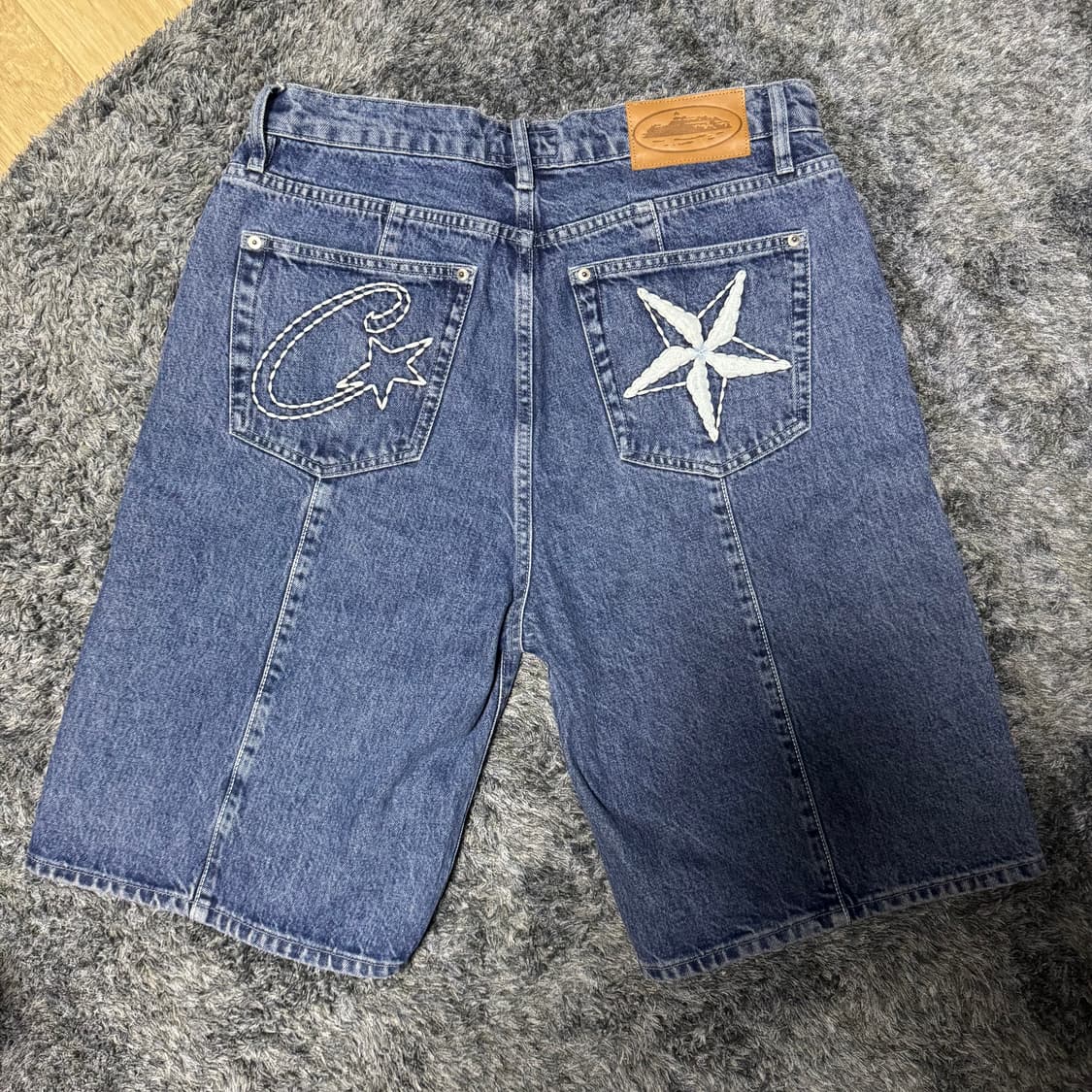 [M,32] corteiz 데님 쇼츠 블루 상품이미지2