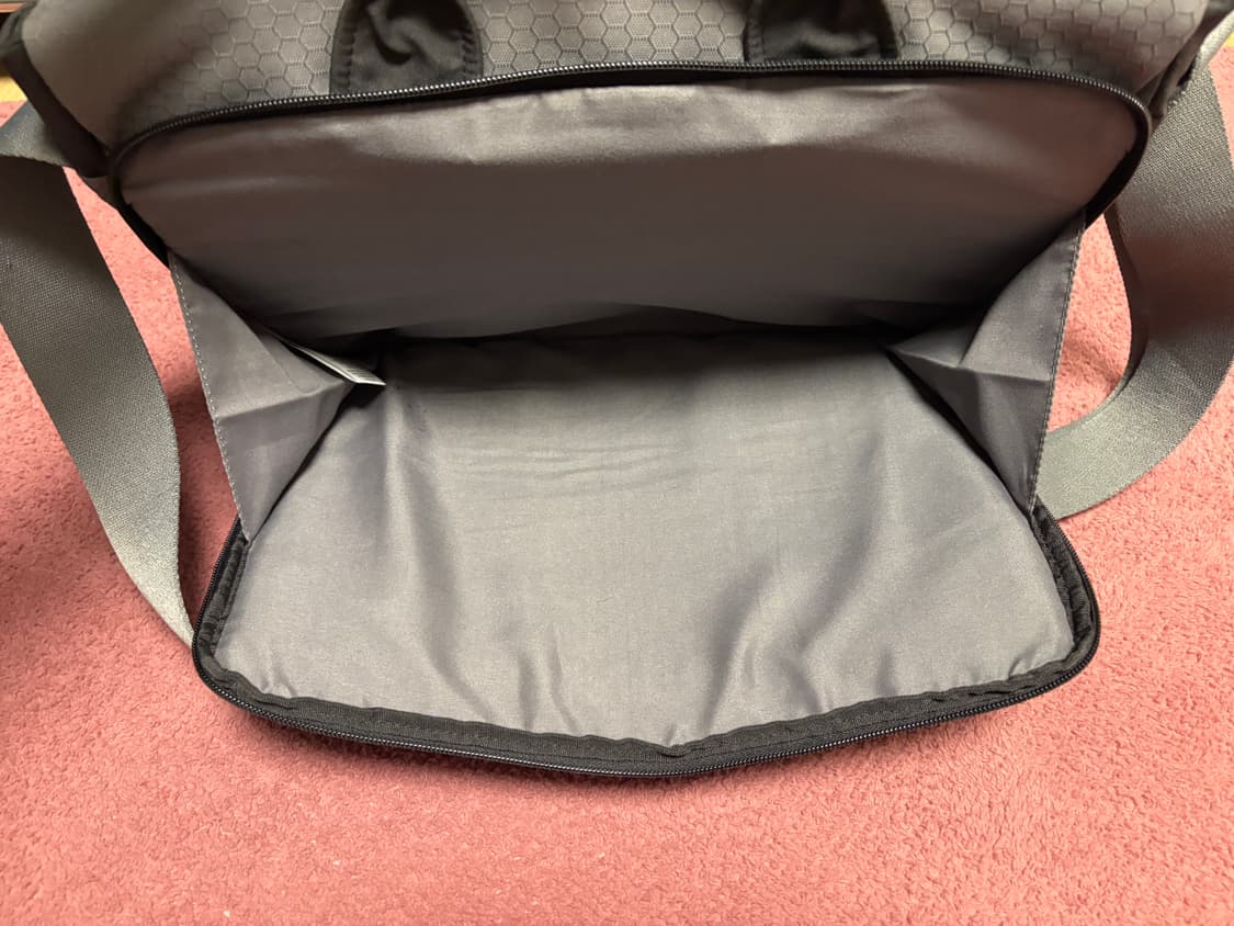 아우디 크로스백 상품이미지6