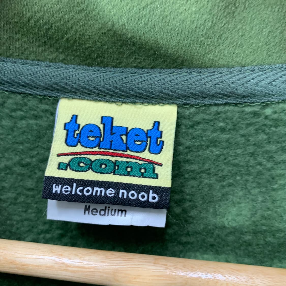 테켓 반집업 맨투맨 상품이미지3