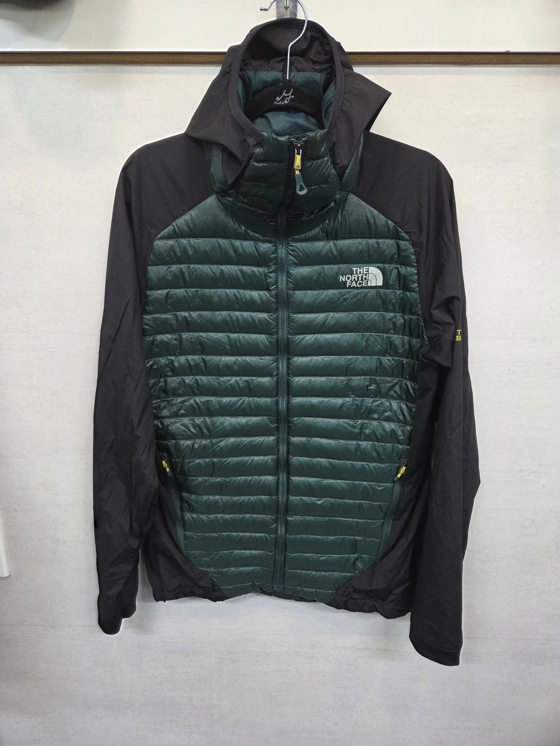 노스페이스 써밋시리즈 퍼텍스 800 우븐 구스다운 경량패딩 m 상품이미지1