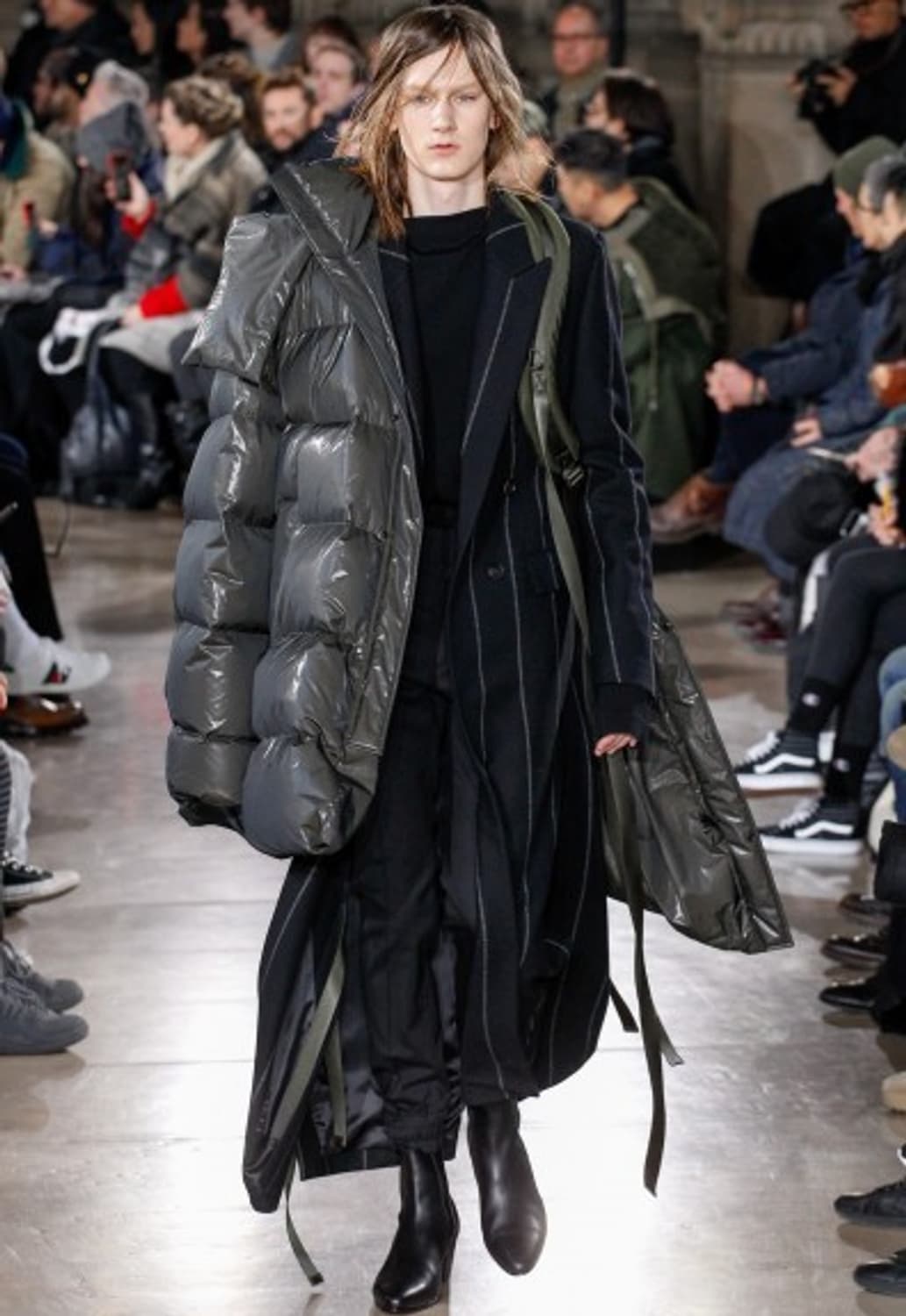 준지 컬렉션 런웨이 코트 팝니다 우영미 타임옴므 솔리드옴므 상품이미지1