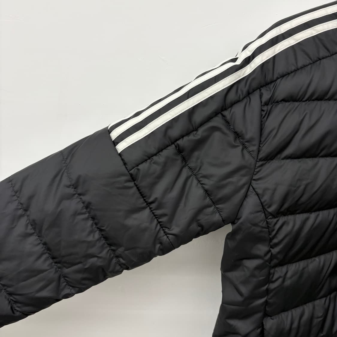 아디다스 삼선 패딩 블랙 여/XL 상품이미지3