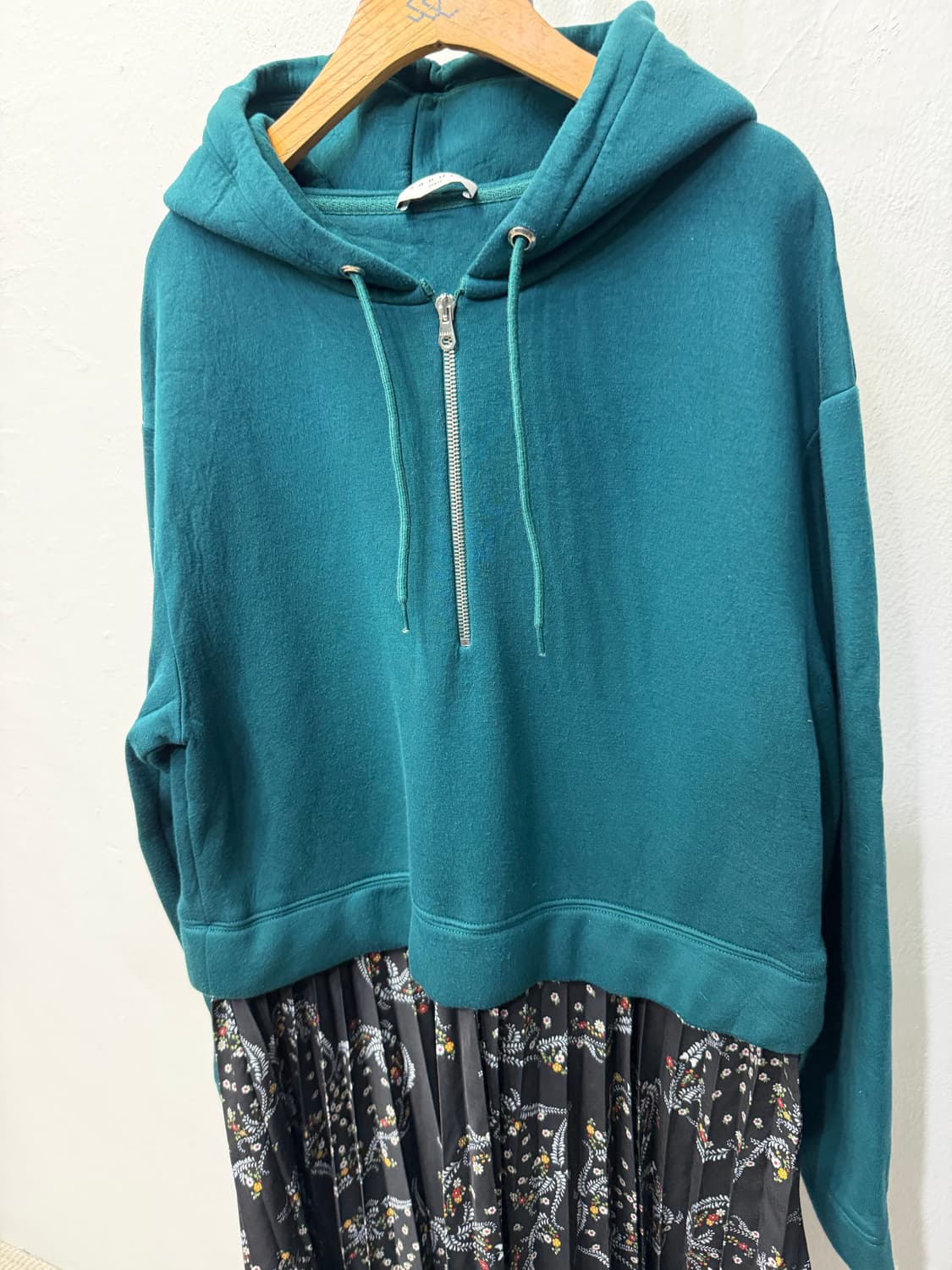 정품) 산드로 레이어드 플리츠 후드 원피스 38 상품이미지3