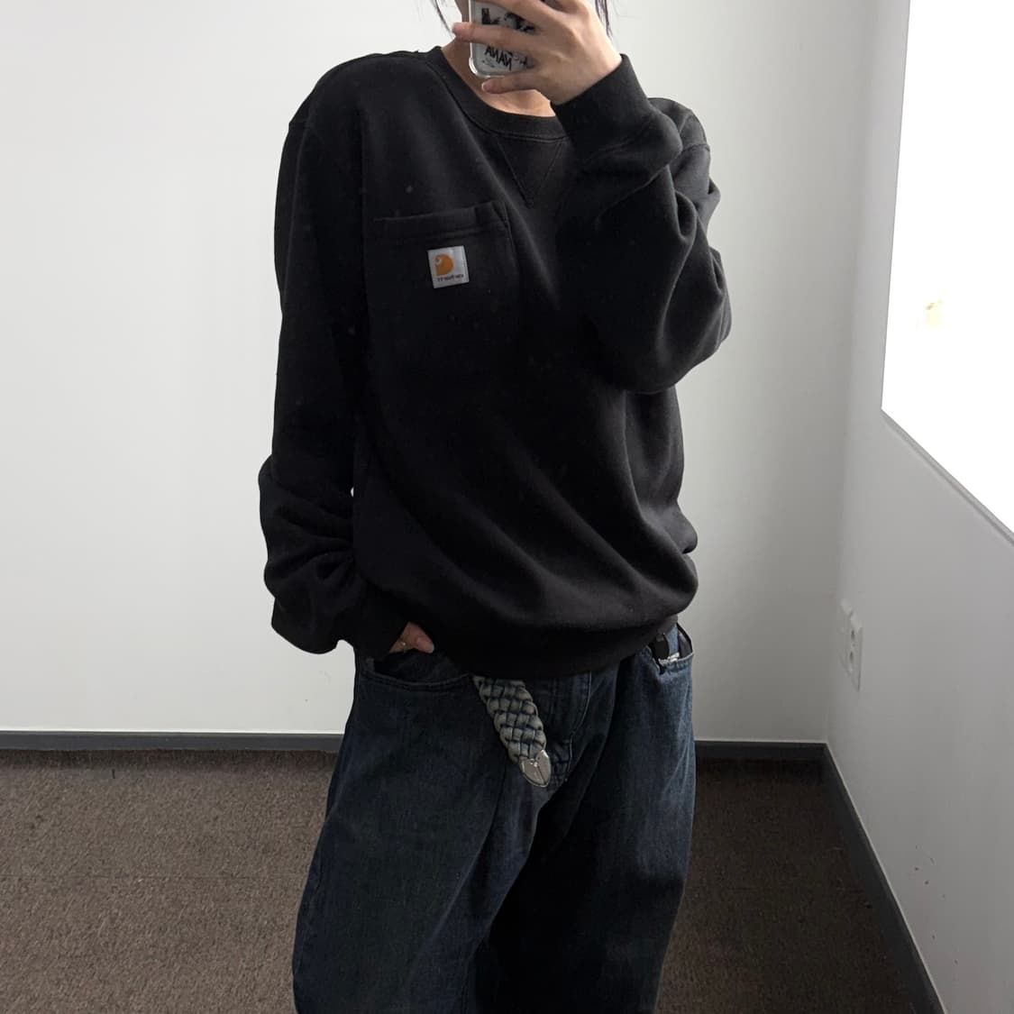 Carhartt 칼하트 포켓 블랙 맨투맨  상품이미지2