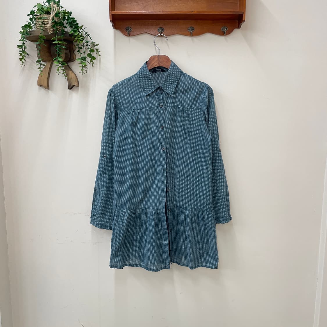도트 패턴 포켓 롱 셔츠 상품이미지1