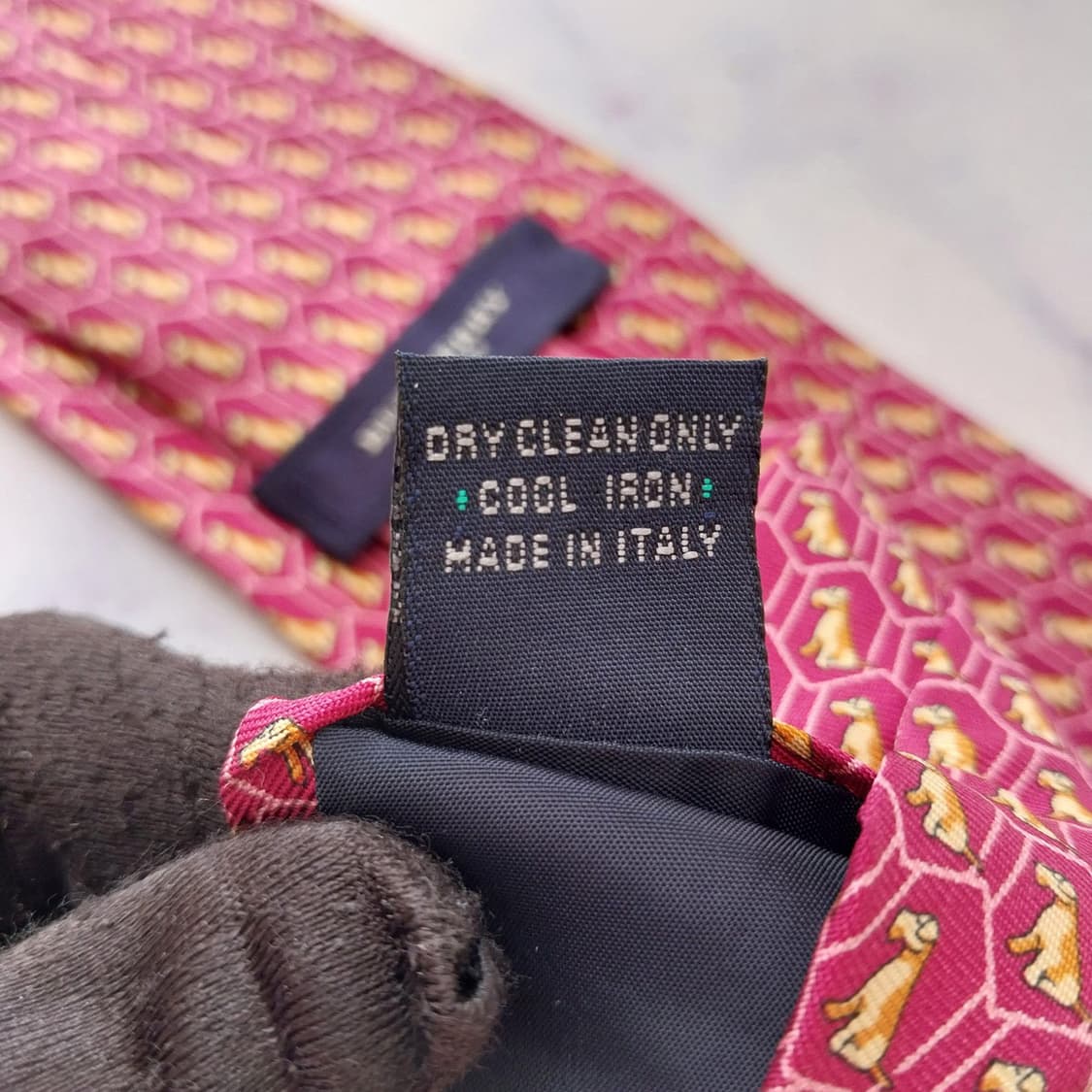 버버리 진핑크 강아지 모티브 넥타이 9.5cm A+~A등급 K2554
 상품이미지9